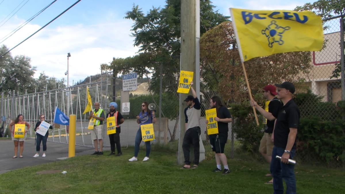 വേതന തർക്കം രൂക്ഷം: ബ്രിട്ടീഷ് കൊളംബിയയിൽ 34,000 സർക്കാർ ജീവനക്കാർ പണിമുടക്ക് ഭീഷണിയിൽ