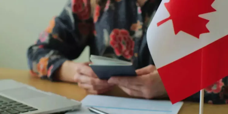 എക്സ്പ്രസ് എൻട്രി സിഇസി ഡ്രോ, 3,000 അപേക്ഷകർക്ക് ഇൻവിറ്റേഷൻ, CRS സ്കോർ 518