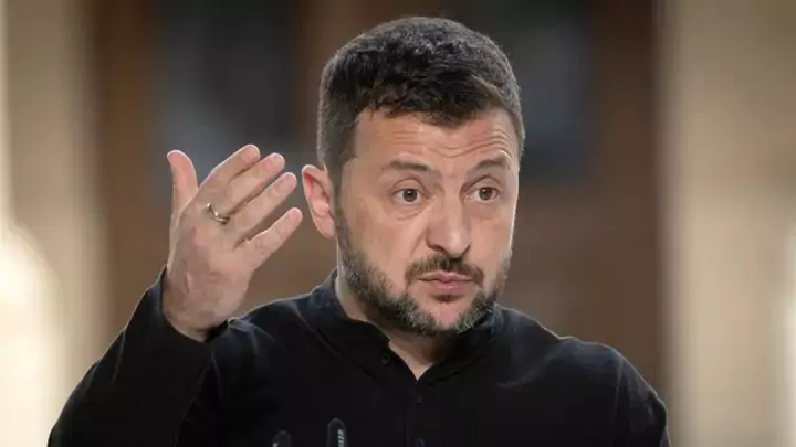 ആയുധം തരില്ലെന്ന് യുക്രൈനോട് അമേരിക്ക; നിലപാട് മാറ്റത്തിന് പിന്നിലെന്ത്?