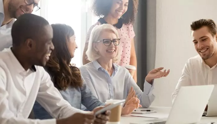 ജനറേഷൻ Z-ന് സോഫ്റ്റ് സ്കിൽസ് നഷ്ടമായോ?മര്യാദകളും സാമൂഹിക ഇടപെടലുകളും എങ്ങനെ വീണ്ടെടുക്കാം!