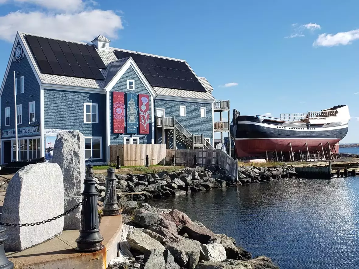 നോവാ സ്കോഷ്യയുടെ ചരിത്രക്കപ്പൽ ‘ഹെക്ടർ’ വീണ്ടും കടലിലേക്ക്; പുനർനിർമ്മാണം പൂർത്തിയായി