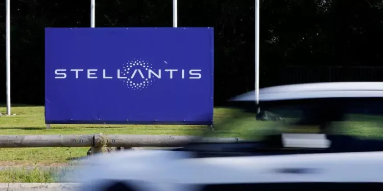 ട്രംപിന്റെ താരിഫ് ഭീഷണി വെറും തമാശയല്ല! സ്റ്റെല്ലാന്റിസ് ഫാക്ടറികൾ അടച്ചുപൂട്ടലിലേക്കോ? 1 sellantis