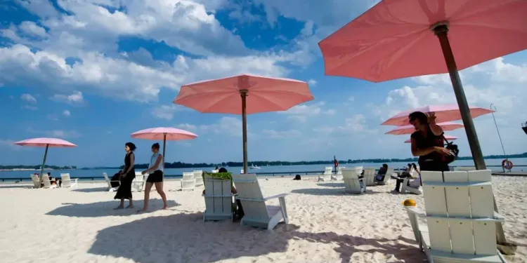 "ചൂടാണേ, സഹിക്കാൻ പറ്റുന്നില്ല!" മോൺട്രിയൽ ഉഷ്ണതരംഗത്തിൽ; ജാഗ്രതാ നിർദ്ദേശം 1 weather