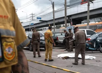 ബാങ്കോക്കിനെ വിറപ്പിച്ച് വെടിവെപ്പ്: അക്രമിയുൾപ്പെടെ ആറ് പേർ കൊല്ലപ്പെട്ടു!