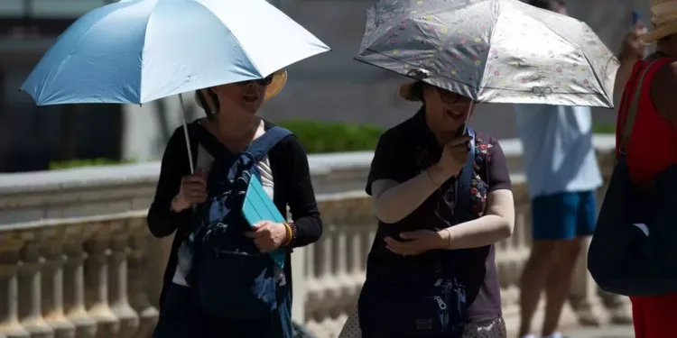 കാനഡയുടെ കിഴക്കൻ തീരം ചുട്ടുപൊള്ളുന്നു: മാരിടൈംസിൽ കനത്ത ചൂട് തുടരും! 1 heat warning