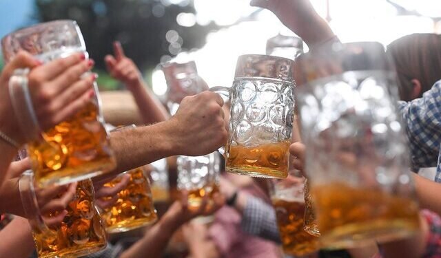 മദ്യനയം ഇങ്ങനെയും ആകാം; ക്യൂബെക്കിൻ്റെ തീരുമാനം ലോകത്തിന് ഒരു പാഠം! 1 Quebec is currently gaining attention with a particular decision