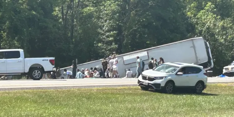 Rollover crash involving tour bus on the New York Thruway leaves multiple dead