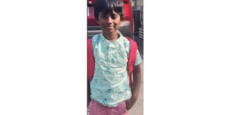 കിച്ച്നറിൽ 7 വയസ്സുകാരനെ കാണാതായി; കുട്ടിയുടെ ചിത്രം പങ്കുവെച്ച് പോലീസ്; അന്വേഷണം ഊർജിതം 1 കിച്ച്നറിൽ 7 വയസ്സുകാരനെ കാണാതായി; കുട്ടിയുടെ ചിത്രം പങ്കുവെച്ച് പോലീസ്; അന്വേഷണം ഊർജിതം