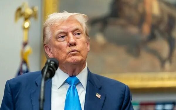 സാമ്പത്തിക വിവരങ്ങൾ “വ്യാജം”: ഉന്നത ഉദ്യോഗസ്ഥയെ പുറത്താക്കി ട്രംപ്, വിപണിയിൽ ഇടിവ്