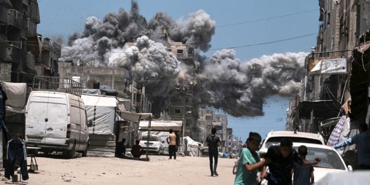 ചർച്ചകൾ സജീവം: ഗാസ യുദ്ധം അവസാനിപ്പിക്കാൻ പദ്ധതിയുണ്ടെന്ന് യുഎസ്, ഹമാസ് വഴങ്ങിയേക്കുമെന്ന് സൂചന 1 ചർച്ചകൾ സജീവം: ഗാസ യുദ്ധം അവസാനിപ്പിക്കാൻ പദ്ധതിയുണ്ടെന്ന് യുഎസ്, ഹമാസ് വഴങ്ങിയേക്കുമെന്ന് സൂചന