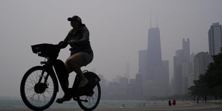 ജാഗ്രത നിർദേശം: വായു മലിനീകരണത്തിൽ ലോകത്ത് രണ്ടാം സ്ഥാനത്ത് ടൊറന്റോ 1 ജാഗ്രത നിർദേശം: വായു മലിനീകരണത്തിൽ ലോകത്ത് രണ്ടാം സ്ഥാനത്ത് ടൊറന്റോ