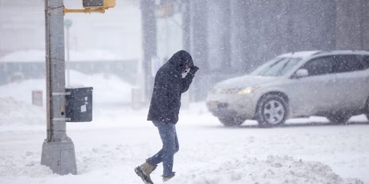 കാൽഗറിയിൽ ഇടിമിന്നലും പേമാരിയും; വെള്ളിയാഴ്ച പുറത്തിറങ്ങുമ്പോൾ ശ്രദ്ധിക്കുക!