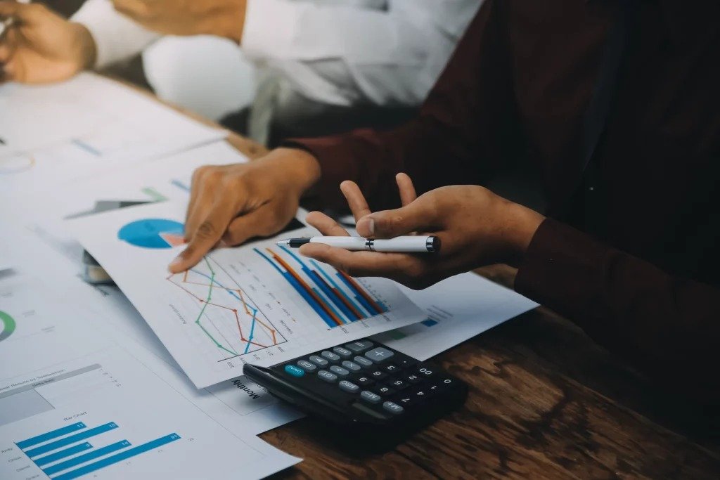 കടക്കെണിയിൽ മുങ്ങി ബി.സി: ധനകാര്യ വർഷം അവസാനിച്ചത് വൻ സാമ്പത്തിക ബാധ്യതയിൽ