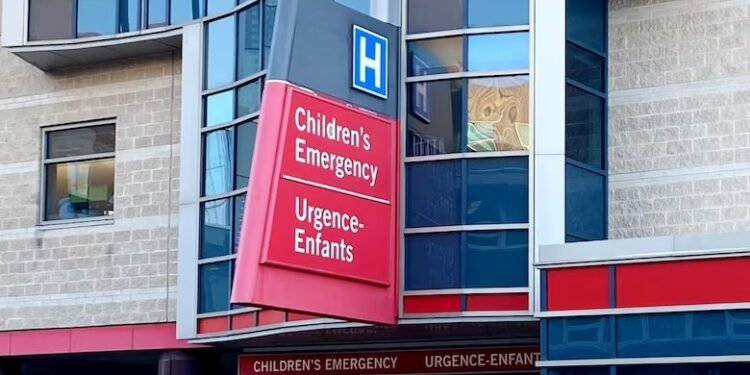 സുരക്ഷയില്ലാത്ത തൊഴിലിടത്തിനെതിരെ നഴ്സുമാരുടെ ചരിത്ര പ്രതിഷേധം