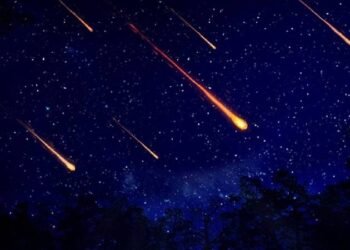 ആഗസ്റ്റ് 12-13 തീയതികളിൽ ആകാശം നോക്കിയിരിക്കാം: പെഴ്സീഡ്സ് ഉൽക്കാവർഷം എത്തുന്നു
