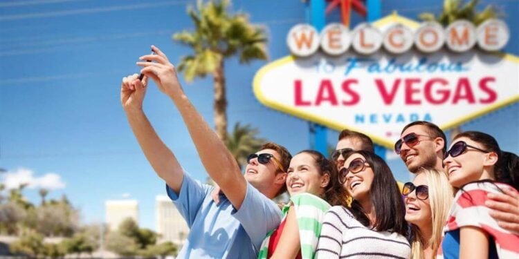 അമേരിക്ക-കാനഡ വ്യാപാര തർക്കം: ലാസ് വെഗാസിലെ കനേഡിയൻ വിനോദസഞ്ചാരികളുടെ എണ്ണത്തിൽ വൻ ഇടിവ്