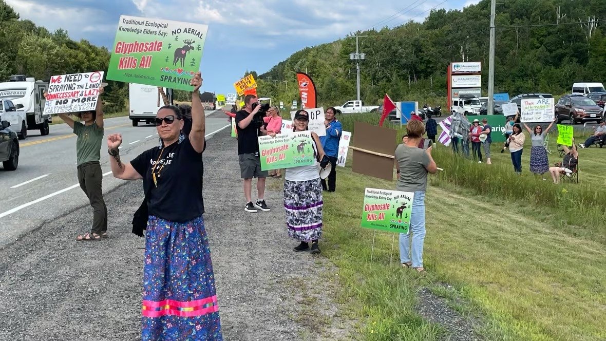 ഒന്റാരിയോ പ്രവിശ്യയിൽ കളനാശിനി പ്രയോഗത്തിനെതിരെ പ്രതിഷേധം; നോർത്തേൺ മുനിസിപ്പാലിറ്റികൾ രംഗത്ത്