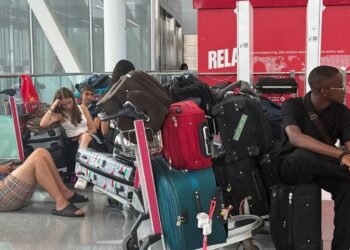 യാത്രക്കാരുടെ ദുരിതം: എയർ കാനഡ സമരത്തിൽ വലഞ്ഞ് ഉപഭോക്താക്കൾ