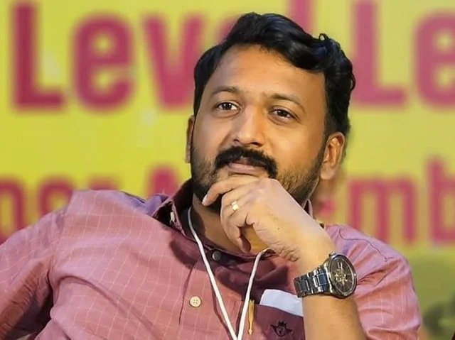 വിവാദങ്ങൾ കൊടുങ്കാറ്റായി; രാഹുൽ മാങ്കൂട്ടത്തിന്റെ എംഎൽഎ സ്ഥാനം രാജിയിലേക്ക്!