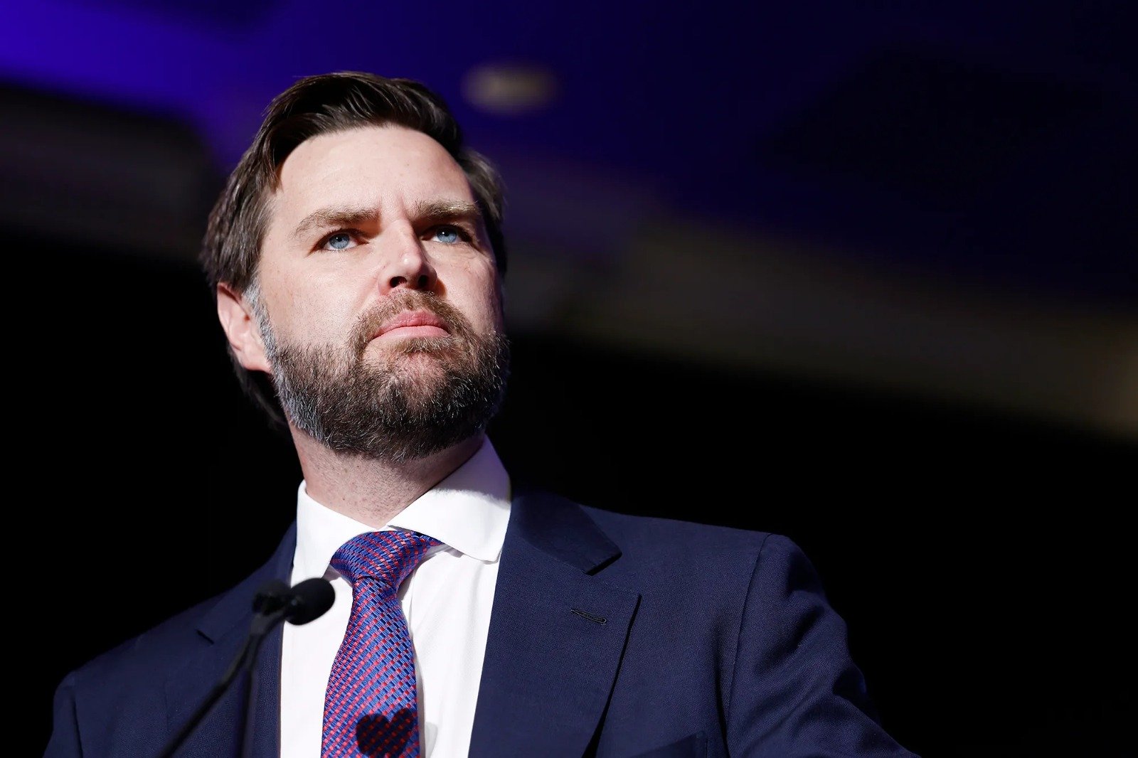 സമാധാനത്തിന്റെ വഴി തുറക്കുന്നു; റഷ്യ സമാധാന ചർച്ചയ്ക്ക് തയ്യാറെന്ന് യുഎസ് വൈസ് പ്രസിഡന്റ് ജെ.ഡി. വാൻസ്