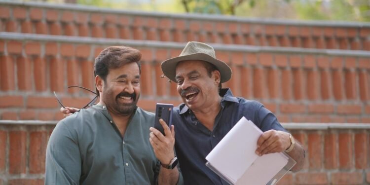 മോഹൻലാൽ - സത്യൻ അന്തിക്കാട് ചിത്രം 'ഹൃദയപൂർവ്വം' ഓണം റിലീസിന്; കേരളത്തിൽ 235 സ്ക്രീനുകളിൽ പ്രദർശനത്തിനെത്തും 1 മോഹൻലാൽ – സത്യൻ അന്തിക്കാട് ചിത്രം ‘ഹൃദയപൂർവ്വം’ ഓണം റിലീസിന്; കേരളത്തിൽ 235 സ്ക്രീനുകളിൽ പ്രദർശനത്തിനെത്തും