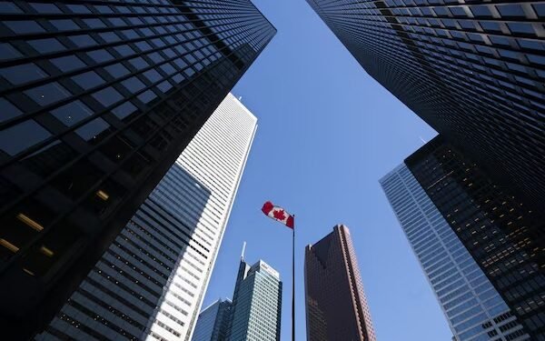 പ്രതിസന്ധികളിൽ തളരാതെ കാനഡയിലെ ബാങ്കുകൾ; ട്രംപിൻ്റെ വ്യാപാരനയങ്ങൾക്കിടയിലും മികച്ച സാമ്പത്തിക മുന്നേറ്റം