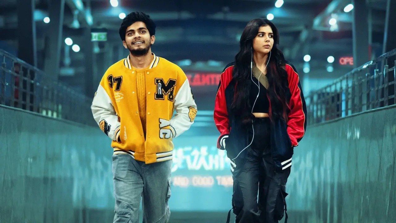 കേരളം കഴിഞ്ഞു, ഇനി തെലുങ്ക്! ദുൽഖർ മാജിക് ‘ലോക’യിലും; ബുക്കിങ്ങിൽ ചരിത്രം കുറിച്ച് സിനിമ