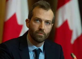 പൊതുസേവന മേഖലയിൽ ചെലവ് ചുരുക്കാൻ കാനഡ സർക്കാർ; പുതിയ നിയമനങ്ങളില്ല, ഒഴിവുകൾ നികത്താതെ ഒതുക്കും