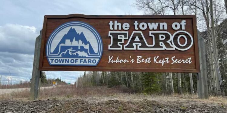 നഴ്സുമാരുടെ അഭാവം: യൂക്കോണിലെ ഫാറോ ആരോഗ്യ കേന്ദ്രം ഒരു മാസത്തേക്ക് അടച്ചുപൂട്ടുന്നു 1 board