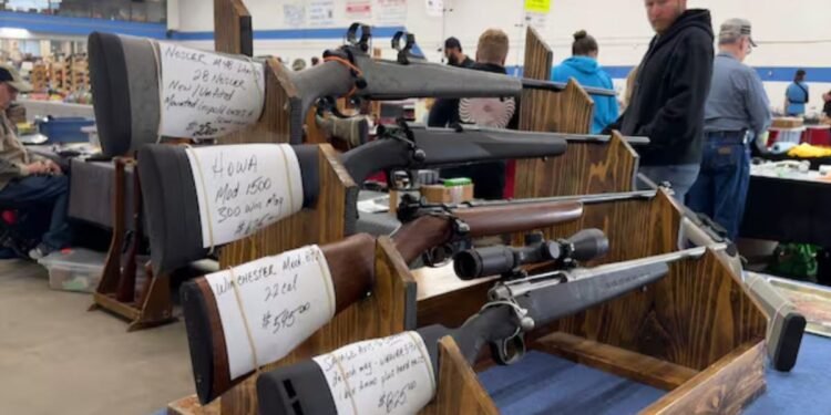 ഫെഡറൽ തോക്ക് നിയമങ്ങൾക്കെതിരെ ആൽബർട്ടയിൽ പ്രതിഷേധം; ഉപതെരഞ്ഞെടുപ്പ് പ്രചാരണത്തിലും പ്രധാന വിഷയം 1 gun