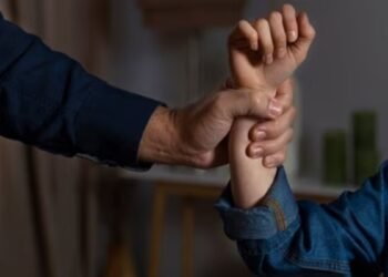 hands