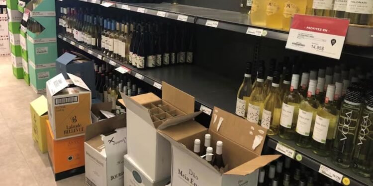 "കെട്ടിക്കിടക്കുന്ന യു.എസ്. മദ്യം ഇനി ജീവകാരുണ്യ പ്രവർത്തനത്തിന്"- ധനമന്ത്രി എറിക്ക് 1 alcohol