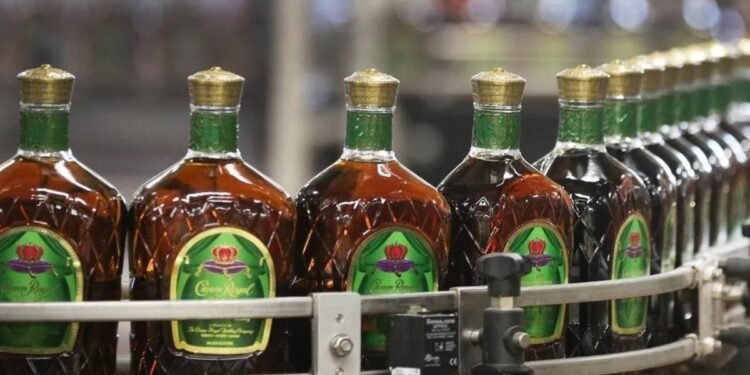 വിസ്ക്കി പ്രേമികൾക്ക് ദു:ഖവാർത്ത! ഡയജിയോ കനേഡിയൻ വിസ്ക്കി പ്ലാന്റ് പൂട്ടുന്നു 1 whisky