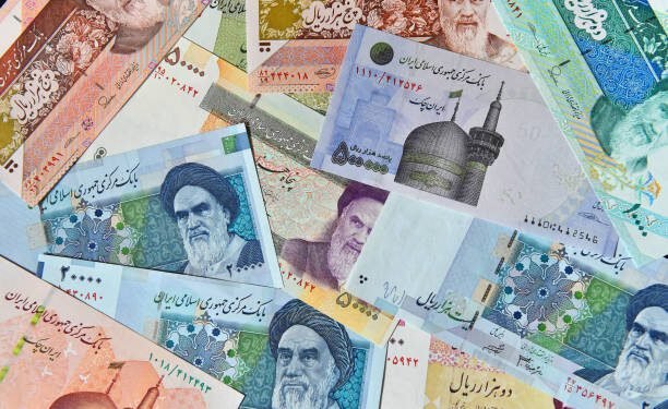 വിലക്കയറ്റം തടയാൻ ഇറാന്റെ പൂജ്യം വെട്ടിക്കളി; സ്വന്തം കറൻസിയിൽ നിന്ന് 4 പൂജ്യം ഒഴിവാക്കും 1 IRAN CURRENCY