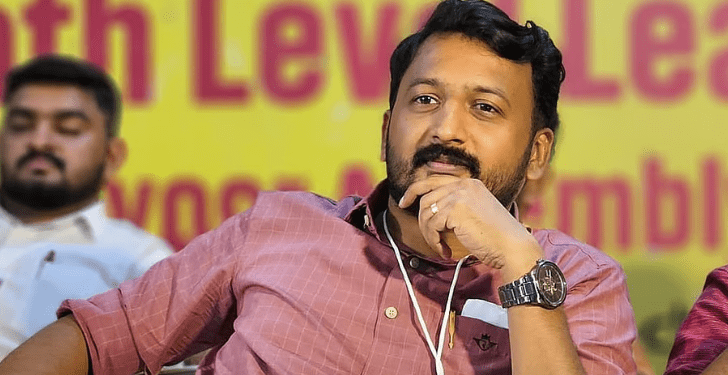 പെൺകുട്ടികളെ പിന്തുടർന്ന് ശല്യപ്പെടുത്തിയെന്ന് പരാതി; രാഹുൽ മാങ്കൂട്ടത്തിലിനെതിരെ കേസെടുത്ത് ക്രൈംബ്രാഞ്ച് 1 Rahul Mamkootathil