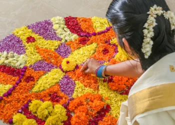 onam pookalam