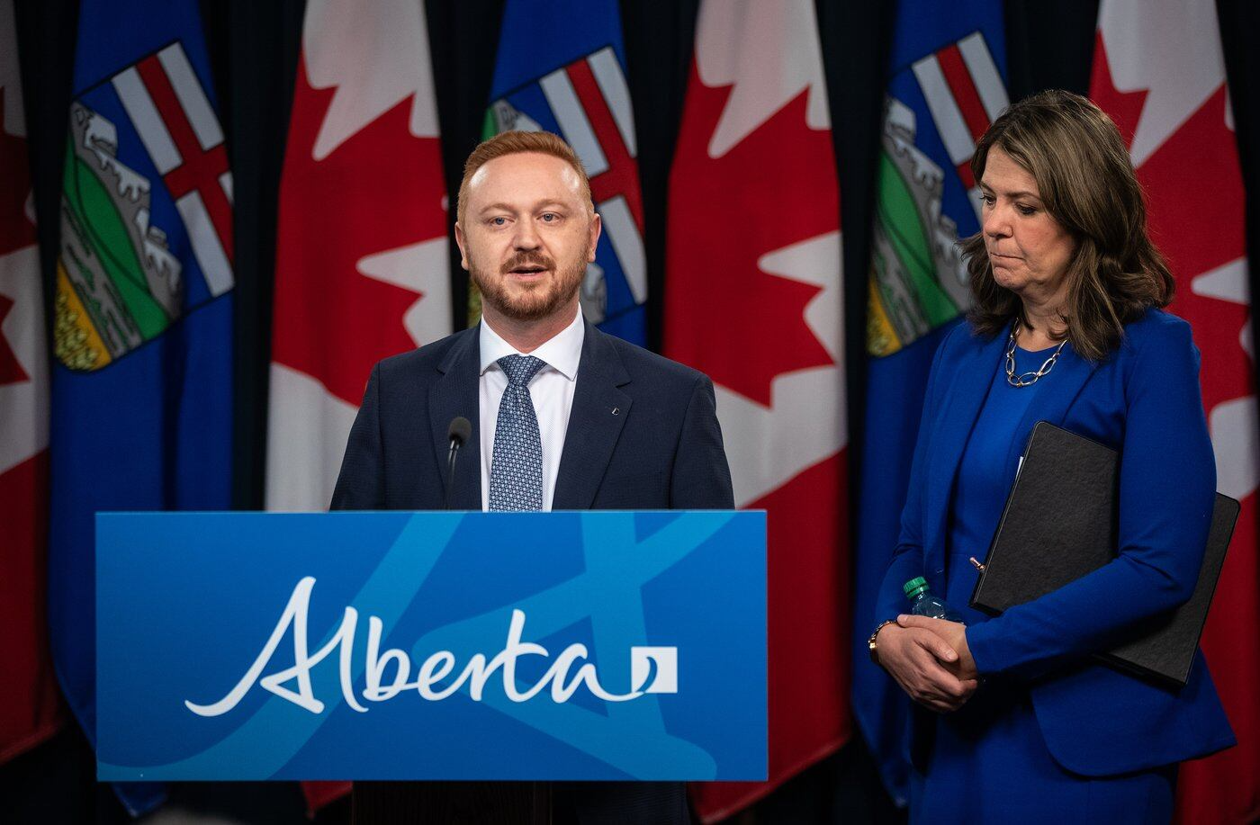 Alberta's chief electoral officer says a proposed referendum question on separation will go before a judge,