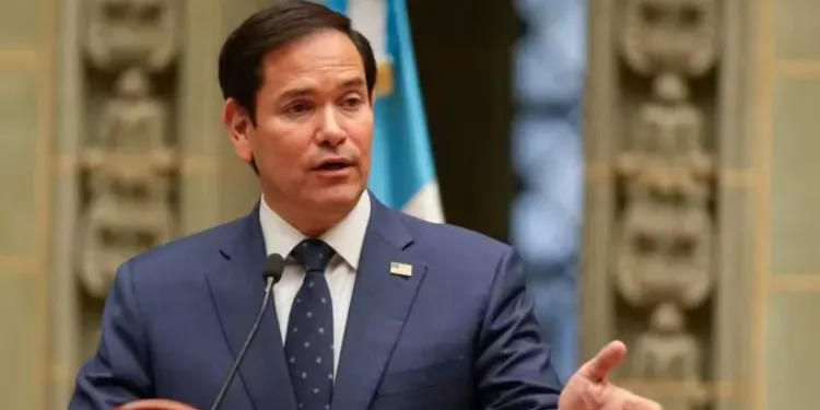 ഇന്ത്യയെ ചൊടിപ്പിച്ച് അമേരിക്ക; റഷ്യയിൽ നിന്ന് എണ്ണ ഇറക്കുമതി ചെയ്യുന്ന ഇന്ത്യക്കെതിരെ അമേരിക്ക 1 ഇന്ത്യയെ ചൊടിപ്പിച്ച് അമേരിക്ക; റഷ്യയിൽ നിന്ന് എണ്ണ ഇറക്കുമതി ചെയ്യുന്ന ഇന്ത്യക്കെതിരെ അമേരിക്ക