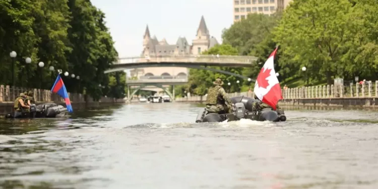ഒട്ടാവയിൽ സൈനികരുടെ പരിശീലനം; സൈനിക വാഹനങ്ങളും ബോട്ടുകളും നഗരത്തിൽ ഇറങ്ങും