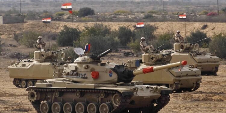 Egypt deploys troops at border