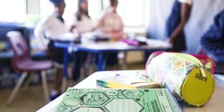 കനേഡിയൻ യുവത്വത്തിൽ ഭീഷണി ഉയർത്തി ദാരിദ്ര്യവും മാനസികാരോഗ്യ പ്രശ്നങ്ങളും: പുതിയ റിപ്പോർട്ട്