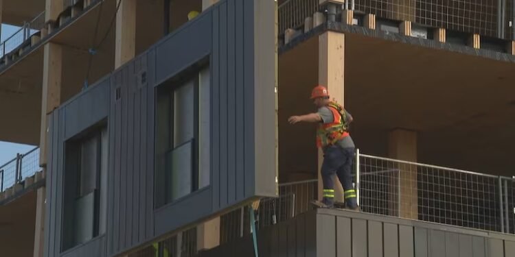 നിർമ്മാണ പ്രവർത്തനങ്ങൾ നിലച്ചു, തൊഴിലാളികളെ പിരിച്ചുവിടുമെന്ന് റെസ്‌കോൺ സിഇഒ; പ്രതിസന്ധിയിലായി ഒന്റാറിയോ