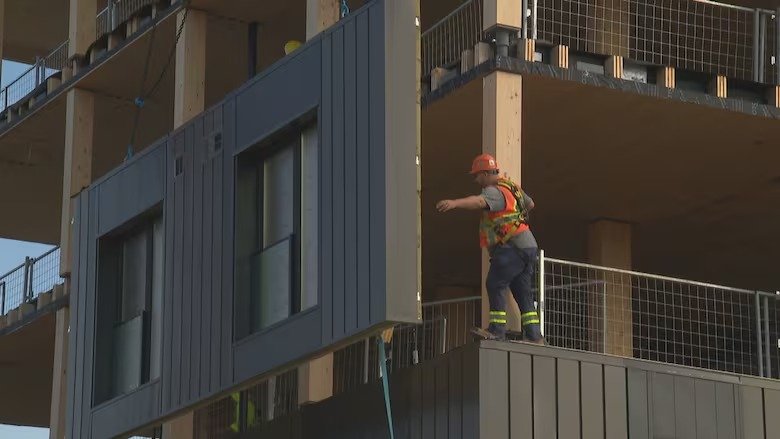 നിർമ്മാണ പ്രവർത്തനങ്ങൾ നിലച്ചു, തൊഴിലാളികളെ പിരിച്ചുവിടുമെന്ന് റെസ്‌കോൺ സിഇഒ; പ്രതിസന്ധിയിലായി ഒന്റാറിയോ