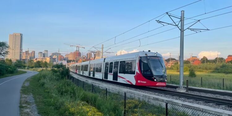 യാത്രക്കാർ ശ്രദ്ധിക്കുക! ഒട്ടാവയിലെ O-ട്രെയിൻ ലൈൻ 1 സർവീസ് ഈ വാരാന്ത്യം അടച്ചിടും 1 യാത്രക്കാർ ശ്രദ്ധിക്കുക! ഒട്ടാവയിലെ O-ട്രെയിൻ ലൈൻ 1 സർവീസ് ഈ വാരാന്ത്യം അടച്ചിടും