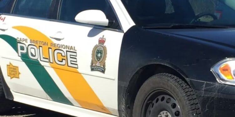 കേപ് ബ്രെട്ടണിൽ വാഹനാപകടം: രണ്ട് മരണം, ഒരാൾക്ക് ഗുരുതര പരിക്ക് 1 കേപ് ബ്രെട്ടണിൽ വാഹനാപകടം: രണ്ട് മരണം, ഒരാൾക്ക് ഗുരുതര പരിക്ക്