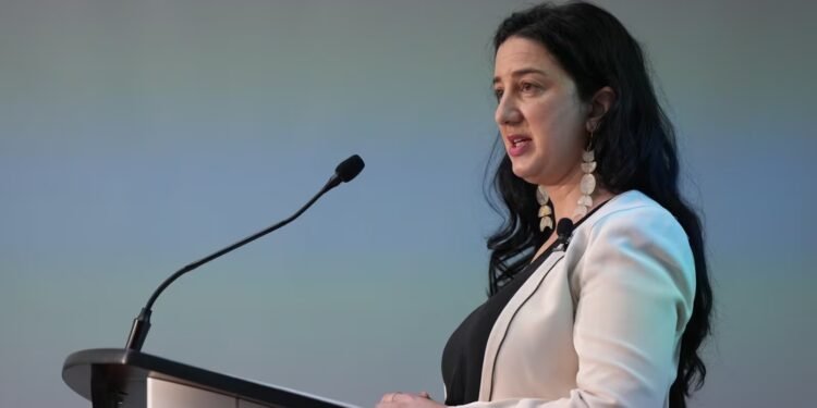 വ്യാജവാർത്തകളെ തടയാൻ പുതിയ മാർഗ്ഗങ്ങളുമായി ബി.സി.; സമൂഹത്തിൽ വിദ്വേഷം പടർത്തുന്ന വ്യാജവാർത്തകൾക്ക് ഇനി വിട!