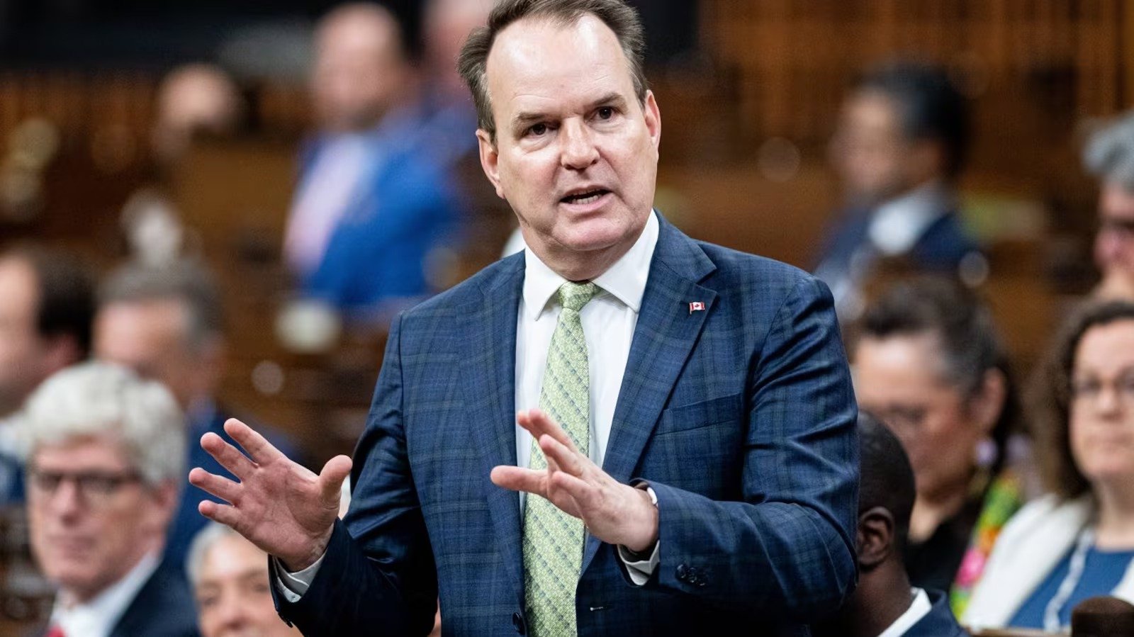 കടുത്ത സാമ്പത്തിക പ്രതിസന്ധിയിൽ ഫെഡറൽ സർക്കാർ; വരാനിരിക്കുന്ന ബഡ്ജറ്റിൽ നിർണായക മാറ്റങ്ങൾ