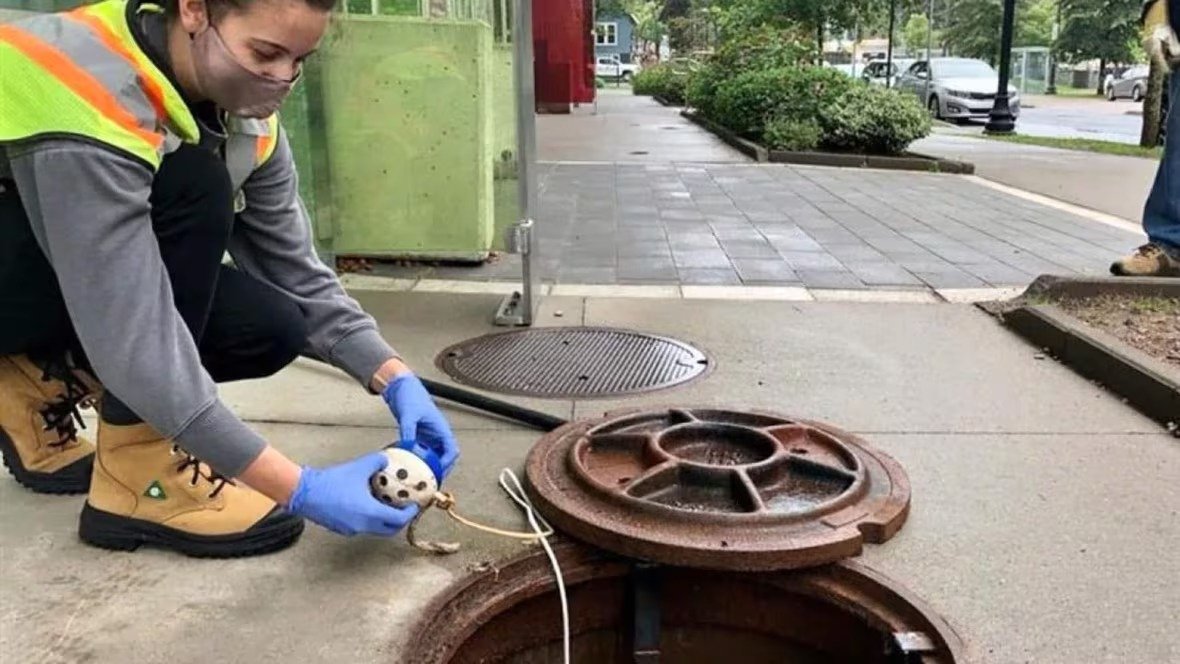 PEI യിൽ കോവിഡ് ഭീഷണി അകലുന്നു; വാക്സിനേഷൻ പദ്ധതികൾക്ക് തുടക്കം