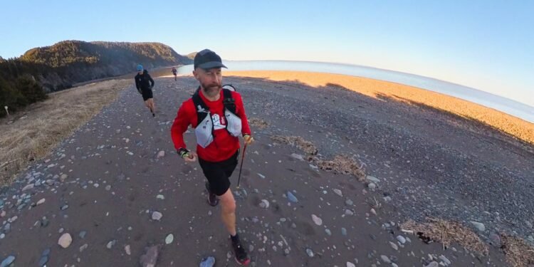 50-ാം പിറന്നാൾ ആഘോഷിക്കാൻ 17 മണിക്കൂർ ഓട്ടം: റെക്കോർഡ് സ്ഥാപിച്ച് കനേഡിയൻ ഫോട്ടോഗ്രാഫർ