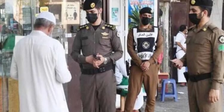 സൗദിയിൽ നിയമലംഘകർ കൂട്ടമായി പിടിയിൽ; ഒരാഴ്ചക്കിടെ അറസ്റ്റിലായത് 18,421 പ്രവാസികൾ